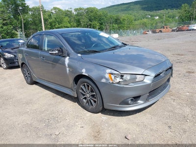 MITSUBISHI LANCER 2015