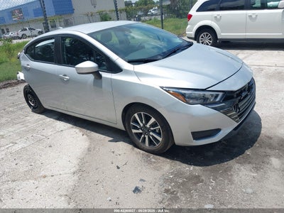 NISSAN VERSA 2025