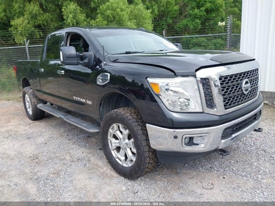 NISSAN TITAN XD 2017