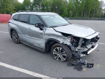TOYOTA HIGHLANDER 2024