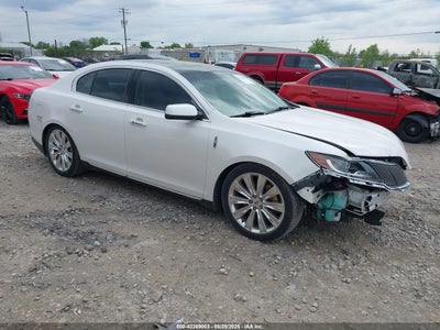 LINCOLN MKS 2015