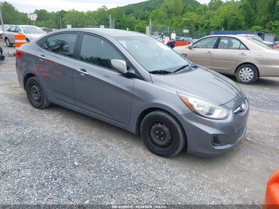 HYUNDAI ACCENT 2013