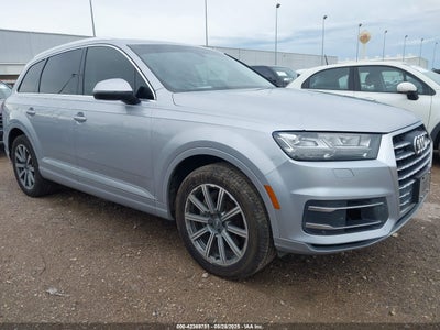 AUDI Q7 2019
