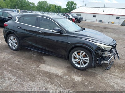 INFINITI QX30 2017