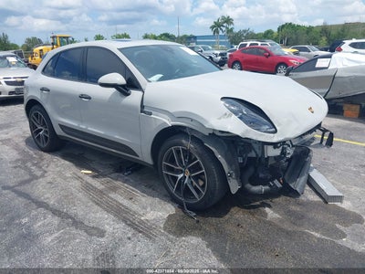 PORSCHE MACAN 2024