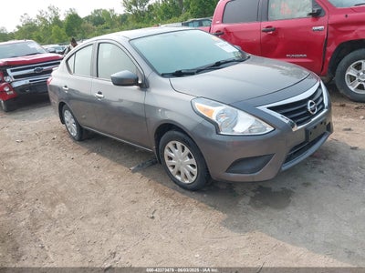 NISSAN VERSA 2016