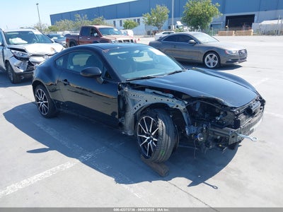 TOYOTA GR86 2023