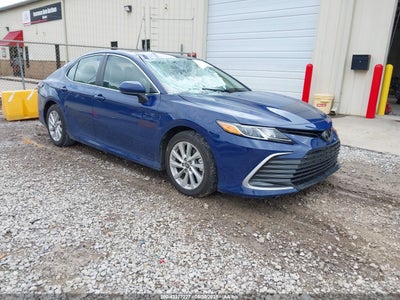 TOYOTA CAMRY 2023