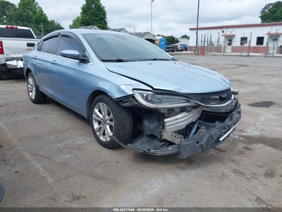 CHRYSLER 200 2015