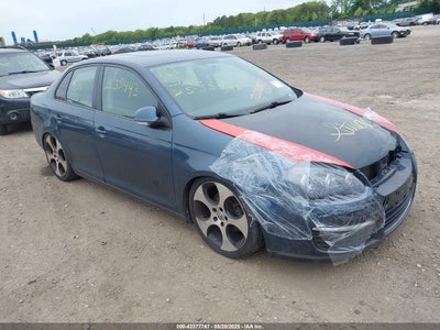 VOLKSWAGEN JETTA 2010