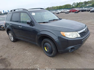 SUBARU FORESTER 2011