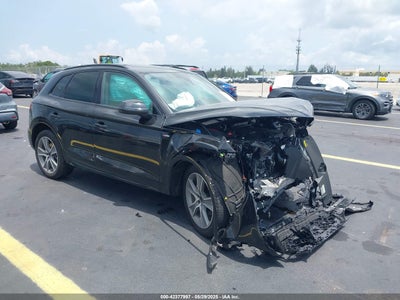 AUDI Q5 2025