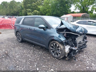 KIA CARNIVAL MPV 2024