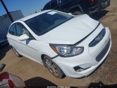 HYUNDAI ACCENT 2013
