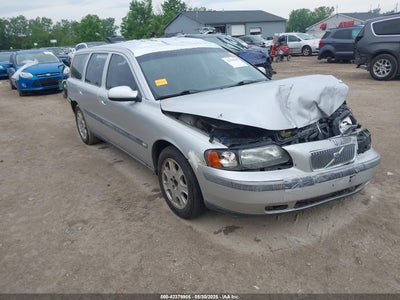 VOLVO V70 2001