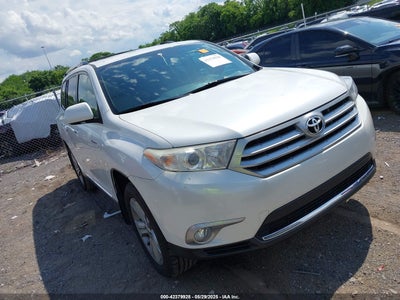 TOYOTA HIGHLANDER 2013