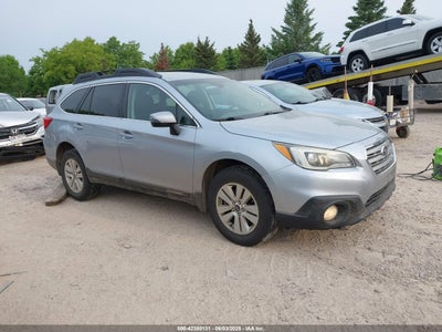 SUBARU OUTBACK 2015