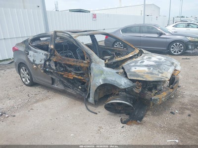 HYUNDAI ELANTRA 2013