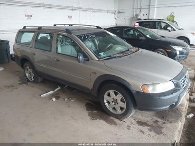 VOLVO XC70 2005