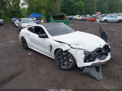 BMW M8 2022