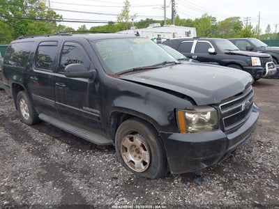 CHEVROLET SUBURBAN 1500 2010