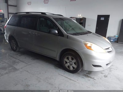 TOYOTA SIENNA 2006
