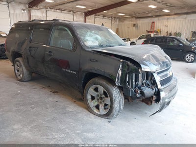 CHEVROLET SUBURBAN 1500 2011