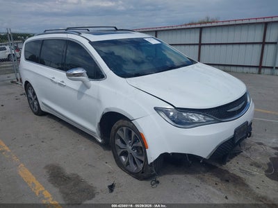 CHRYSLER PACIFICA 2017