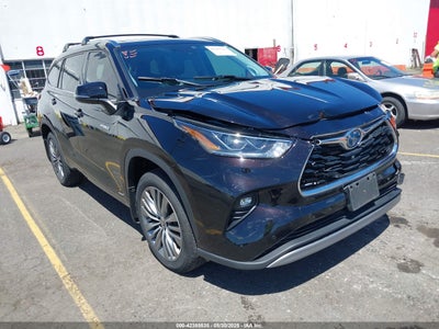 TOYOTA HIGHLANDER 2020