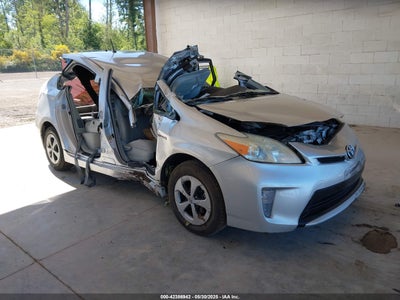 TOYOTA PRIUS 2013