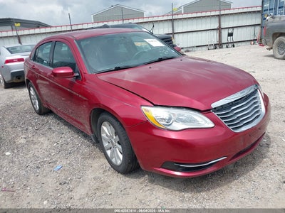 CHRYSLER 200 2013