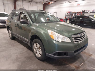 SUBARU OUTBACK 2011