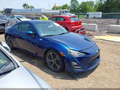 SCION FR-S 2015