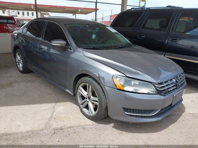 VOLKSWAGEN PASSAT 2015