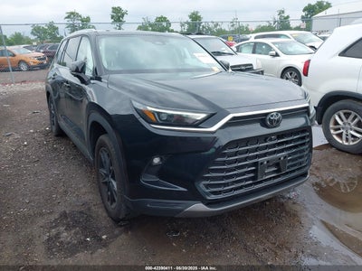 TOYOTA GRAND HIGHLANDER 2024