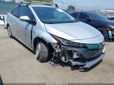 TOYOTA PRIUS PRIME 2017
