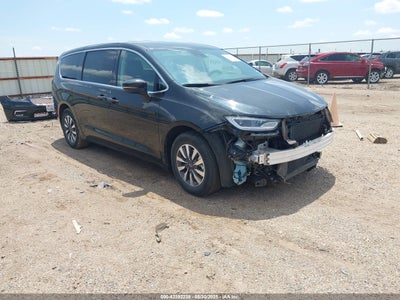 CHRYSLER PACIFICA HYBRID 2023