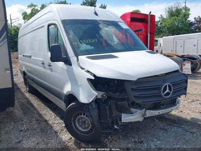 MERCEDES-BENZ SPRINTER 2500 2023