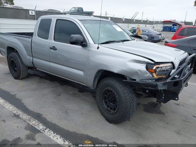 TOYOTA TACOMA 2015