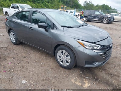 NISSAN VERSA 2025