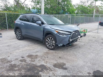 TOYOTA COROLLA CROSS 2023