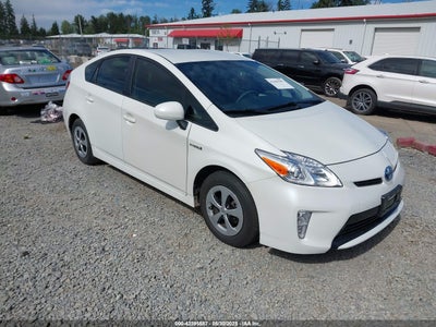 TOYOTA PRIUS 2014