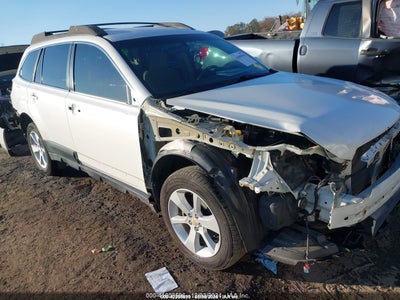 SUBARU OUTBACK 2014