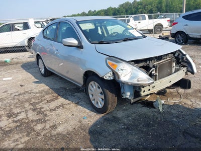 NISSAN VERSA 2016