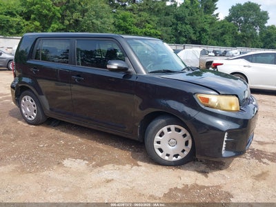 SCION XB 2013