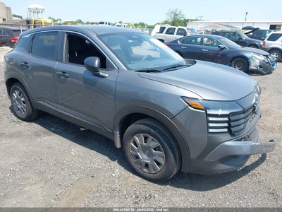 NISSAN KICKS 2025