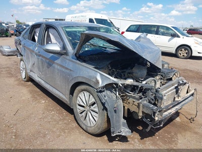 VOLKSWAGEN JETTA 2019