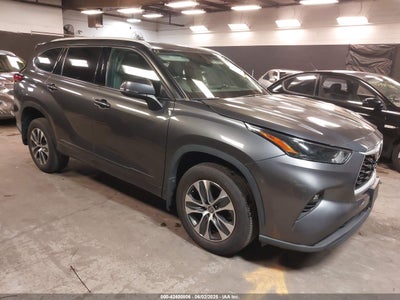 TOYOTA HIGHLANDER 2022