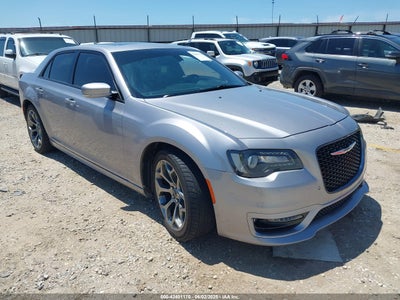 CHRYSLER 300 2018