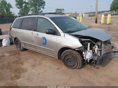 TOYOTA SIENNA 2008